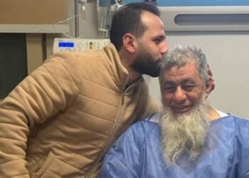 الداعية مصطفى العدوي يغادر المستشفى بعد تماثله للشفاء