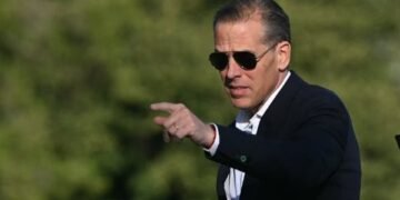 رغم إثبات الـ DNA.. هانتر بايدن يمتنع عن دفع النفقة لأم طفلته