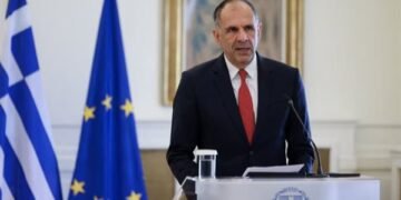 توتر في بحر إيجة.. اليونان تُعلن خطتها لتوسيع سيادتها البحرية رغم تحذيرات تركيا