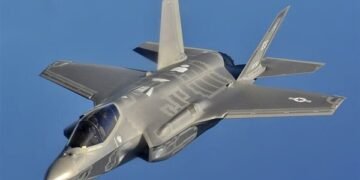 اختفاء مقاتلة أمريكية إف-35 عن الرادار قبالة سواحل اليابان