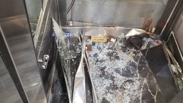 إصابة عاملي صيانة إثر سقوط أسانسير داخل مترو العتبة