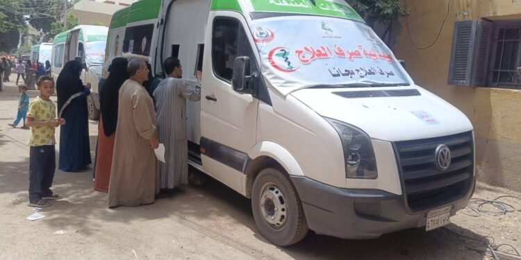الصحة: القوافل العلاجية تقدم خدمات طبية وتوعوية شاملة لأكثر من 1.5 مليون مواطن بالمحافظات خلال 2025