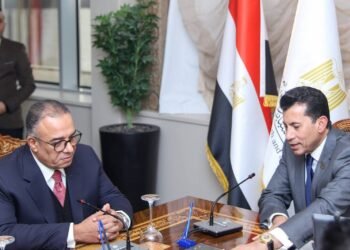 وزير الشباب والرياضة يجتمع بمجلس إدارة الاتحاد المصري لكرة السلة لمتابعة خطط التطوير وزيادة الانتشار
