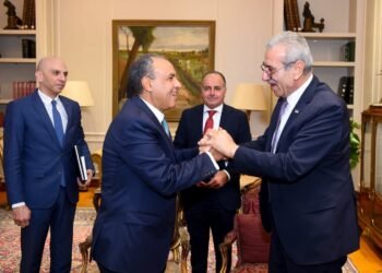 وزير الخارجية: وحدة الأرض الفلسطينية خط أحمر ولا لتقسيم غزة