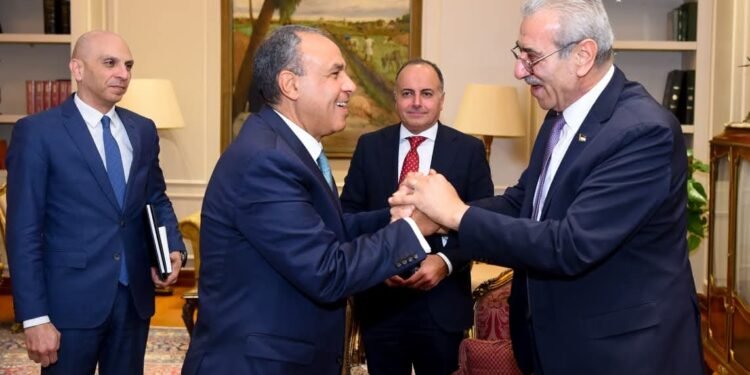 وزير الخارجية: وحدة الأرض الفلسطينية خط أحمر ولا لتقسيم غزة