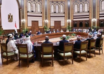 السيسي يستقبل علماء ورؤساء هيئات إسلامية على هامش المؤتمر الدولي لمجلس الشؤون الإسلامية