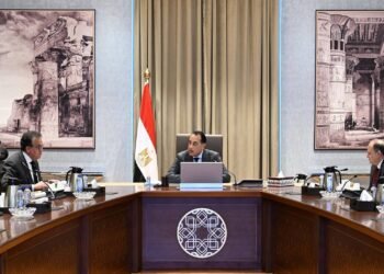 رئيس الوزراء: لا نقص في الأدوية واحتياطيات آمنة تغطي الاحتياجات لفترات طويلة