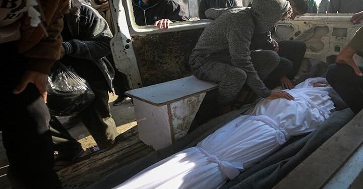 استشهاد طفل برصاص الاحتلال شرق خان يونس جنوب قطاع غزة