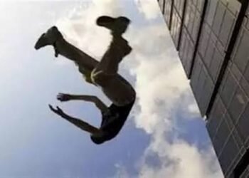 مصرع نيجيري سقط من الطابق الـ 11 بمدينة نصر