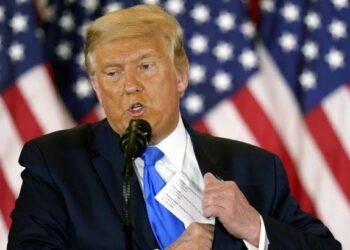 ترامب: الانتخابات الأمريكية التي فاز فيها بايدن رئيسا مزورة