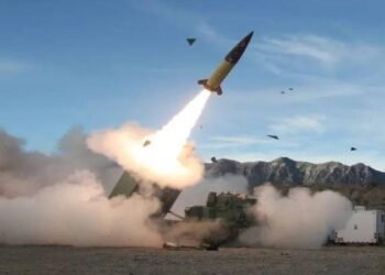 روسيا تعلن ضرب مواقع حيوية أوكرانية باستخدام صاروخ “أوريشنيك” ردا على الهجوم على مقر إقامة بوتين