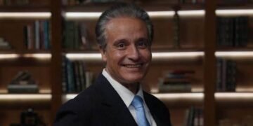 د. علي الدكروري يكتب: الصمت الاستراتيجي.. حين يكون الابتعاد قوةً لا تراجعًا.