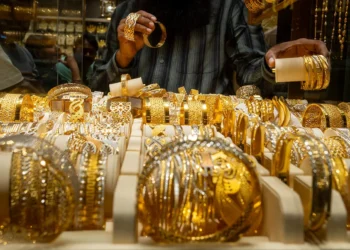 الذهب في مصر اليوم الإثنين.. استقرار نسبي مع تراجع طفيف