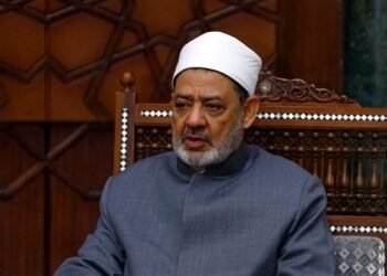 النيابة تحقق في انتحال صفات شيخ الأزهر على السوشيال ميديا