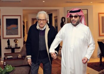 فاروق حسني يستقبل تركي آل الشيخ بمؤسسته في الزمالك ويشيد بدوره الثقافي