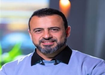 مصطفى حسني: البلاء يعيد ترتيب أولويات الإنسان ويقربه من معرفة نفسه وربه