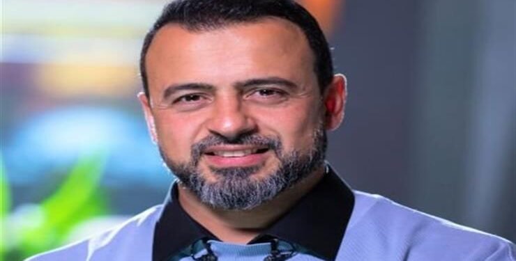 مصطفى حسني: البلاء يعيد ترتيب أولويات الإنسان ويقربه من معرفة نفسه وربه