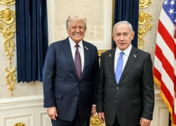 نتنياهو وترامب يناقشان المفاوضات مع إيران في اجتماع مطول بالبيت الأبيض