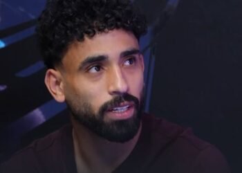 رامز جلال لـ مروان عطية في "رامز ليفل الوحش": صاحب الـ3 رئات ومفسد الهجمات