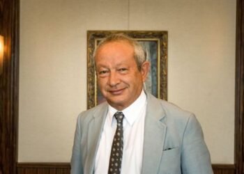 نجيب ساويرس يقترح إصدار قانون يجرم سوء استخدام الذكاء الاصطناعي