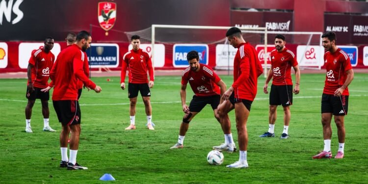 الأهلي يختتم تحضيراته لمواجهة شبيبة القبائل بدوري أبطال إفريقيا