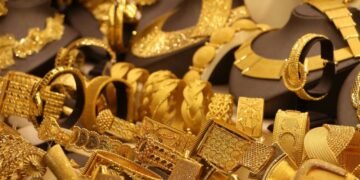 سعر الذهب في مصر اليوم الخميس.. عيار 14 والجنيه الذهب يتصدران التعاملات