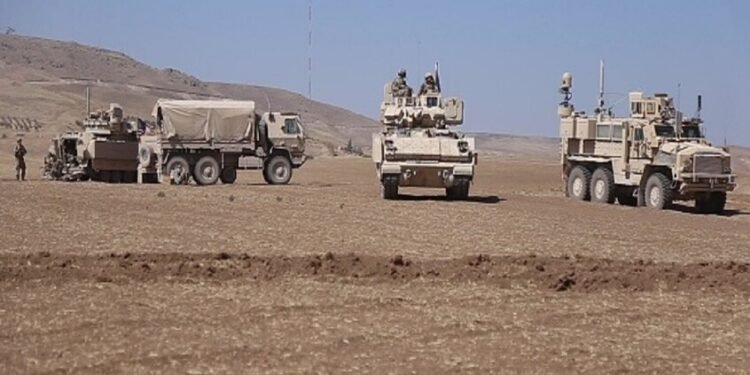 الجيش السوري يتسلم قاعدة الشدادي العسكرية بالحسكة بعد تنسيق مع الجانب الأمريكي