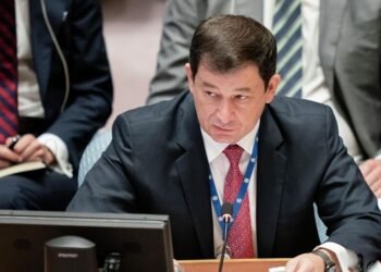 روسيا تحذر: تزويد أوكرانيا بأسلحة نووية قد يشعل صراعاً نووياً شاملاً