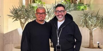 «أخويا وعِشرة العمر».. رسالة عمرو مصطفى للهضبة تُشعل السوشيال ميديا وتكشف كواليس تعاون ناجح