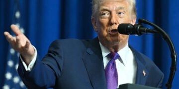 ترامب: الولايات المتحدة تستحوذ على 50 مليون برميل نفط من فنزويلا