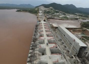 مصدر ينفي استعداد مصر لمنح إثيوبيا منفذا بحريا مقابل المرونة في موقفها بشأن السد