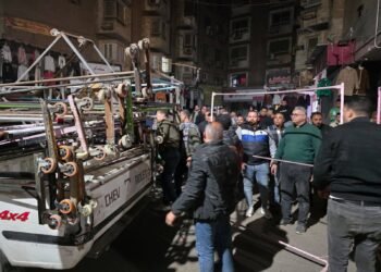 بأمر المحافظ.. تطهير شامل لشارع العريش عقب واقعة مشاجرة الباعة الجائلين