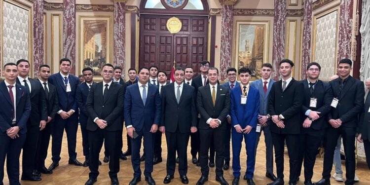 النيابة العامة تنظم دورات في التحقيق الجنائي والمرافعة لطلاب الأكاديمية العربية