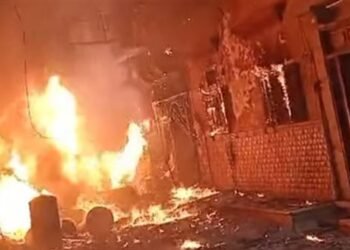 حريق بمخزن أدوات كهربائية في المنصورة دون إصابات