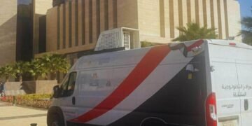 الخارجية تطلق سيارات تصديقات متنقلة لتيسير الخدمات القنصلية بالقاهرة الكبرى