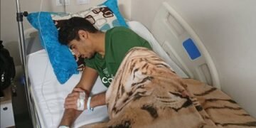 محافظ بورسعيد يوجه بتوفير الخدمات الطبية لـ كريم الريس بطل إفريقيا في الكيك بوكسنج