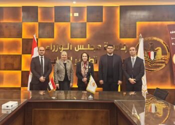 صندوق تطوير التعليم يبحث تعزيز التعاون مع البرلمان لمكافحة الهجرة غير الشرعية