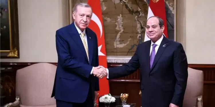 بحضور 10 وزراء أتراك.. بدء مباحثات السيسي وأردوغان