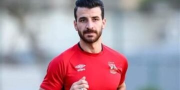 وفاة والد محمود متولي لاعب الأهلي السابق