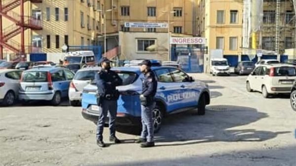 توقيف شاب مصري يحمل مسدسا وساطورا بعد مطاردة أمنية في إيطاليا