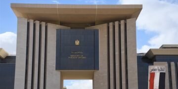 مصر تدين الهجمات على قوافل المساعدات الإنسانية والمنشآت الطبية والنازحين في السودان