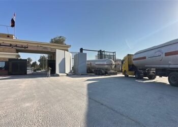 فتح بوابة معبر رفح وفي انتظار وصول المصابين من قطاع غزة