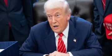 الجيش الإيراني يرد على ترامب: تصريحات مضللة وأي تصعيد سيشعل حربًا واسعة