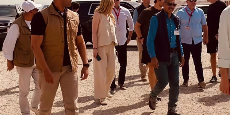 تيفاني ترامب وزوجها في جولة سياحية بالأقصر