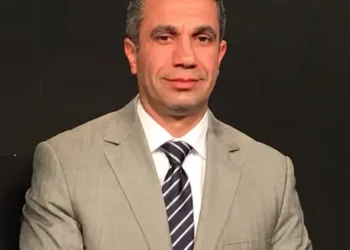 السيد البدوي يصدر قرارًا بتعيين العميد محمد سمير مساعدًا لرئيس حزب الوفد