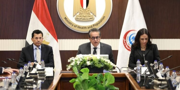  وزير الصحة يترأس اجتماع اللجنة التنسيقية المعنية باستقبال الجرحى والمصابين الوافدين من قطاع غزة