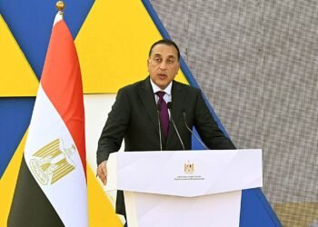 رئيس الوزراء: بناء الأمم لن يتحقق بدون بناء العقول وأغلى ما تملكه مصر هي عقول شبابها