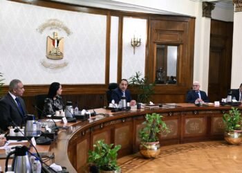 رئيس الوزراء يستعرض الموقف التنفيذي لمشروع التحول الرقمي لهيئة التأمينات الاجتماعية