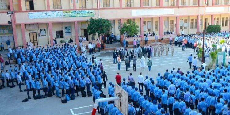 مجلس الوزراء يوضح حقيقة منح طلاب المدارس الحكومية إجازة رسمية يومي الأربعاء والخميس المقبلين 