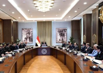 رئيس الوزراء يتابع مستجدات موقف تطوير وتوسعة ورفع كفاءة الطريق الدائري ورفع كفاءة وصيانة كوبري 6 أكتوبر